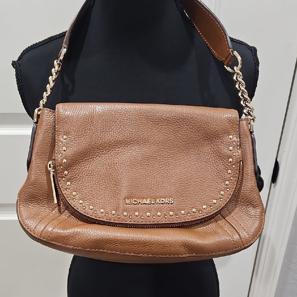 Michael Kors Tan Leather Shoulder Bag with Gold Accents - Picture 1 of 16